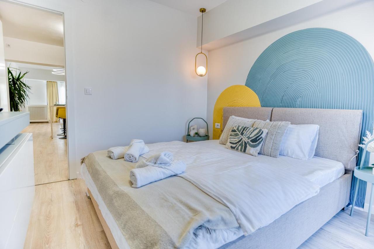 Hi Apartment Bucharest Luaran gambar